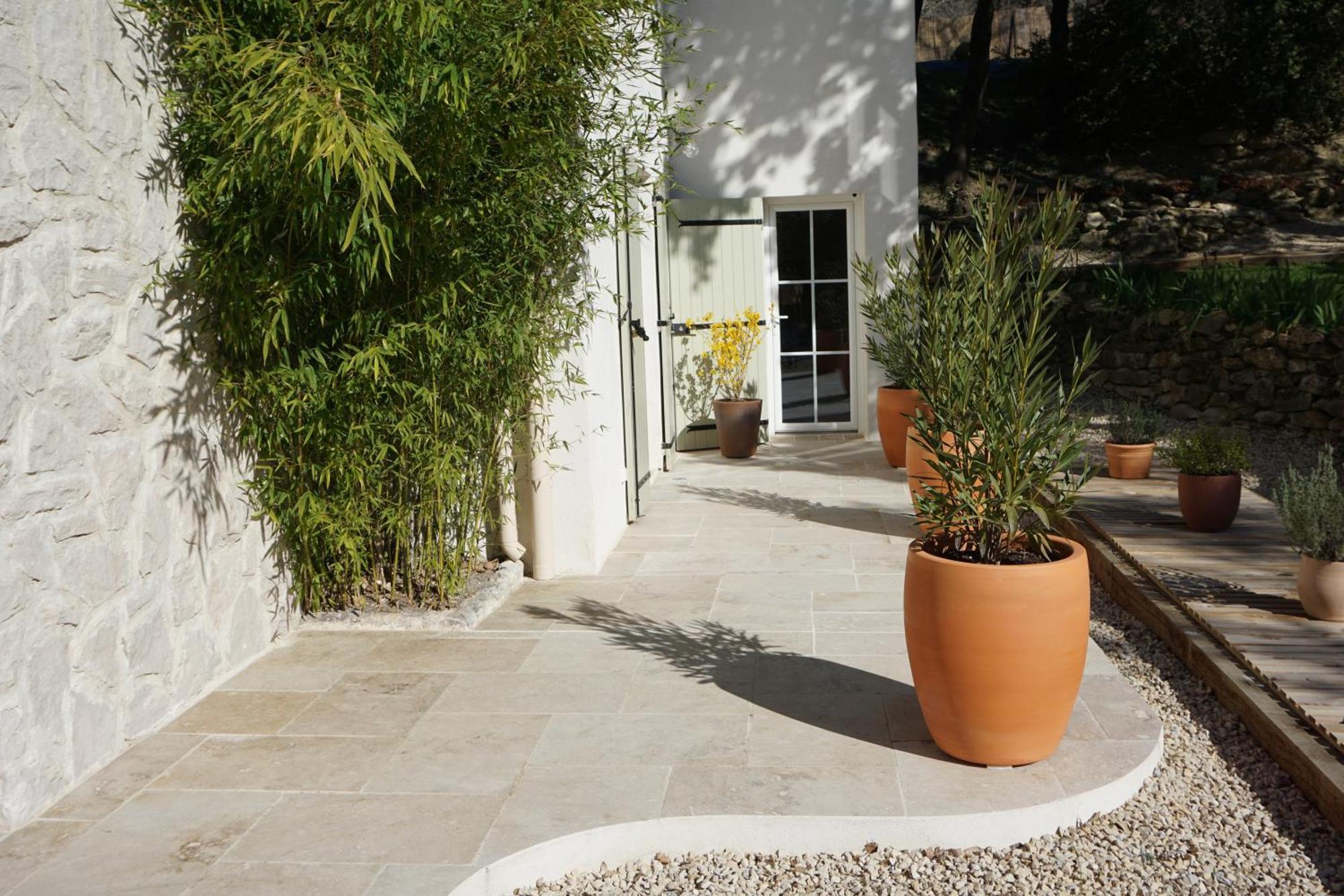Maison Les Costes Vernegues Exterior foto